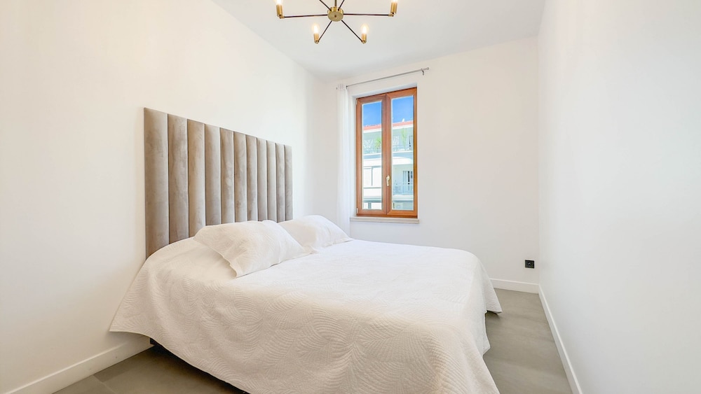 100 Le Riviera in Cannes