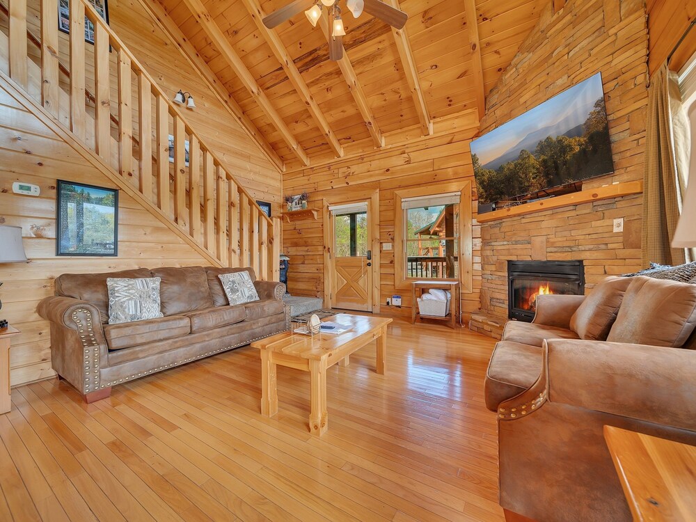 Ern860 - Cozy Bear Overlook 4 Bedroom Cabin
