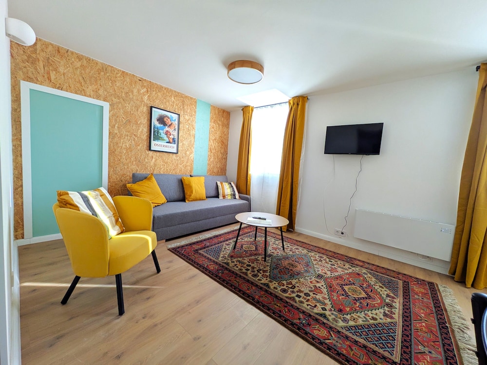 mg4 Apartments