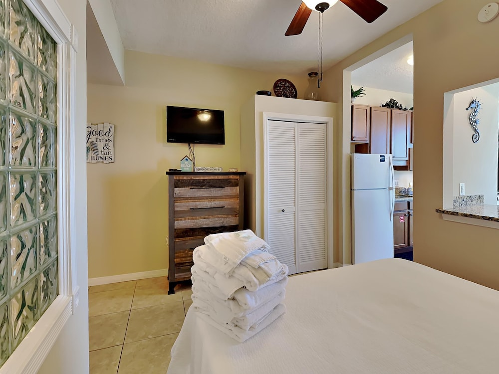 Destin West Villa #401 by Southern Vacation Rentals view 2