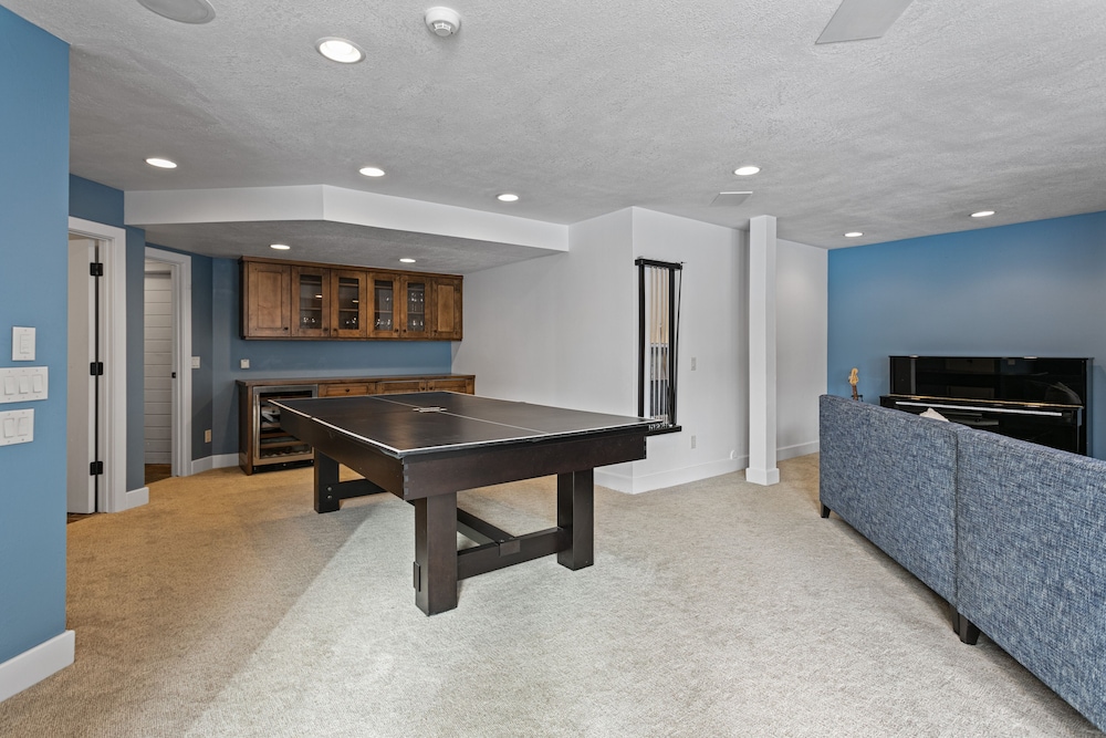 1688 - Five Bedroom with Hot Tub Pinnacle 5 Condo