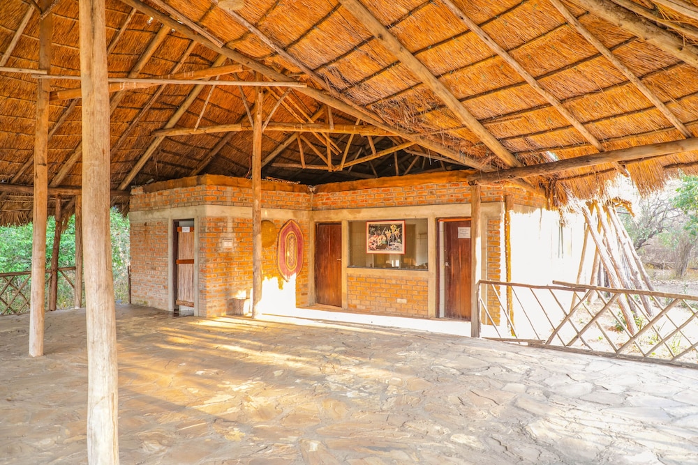 Selous Butembo Tented Lodge Lotus