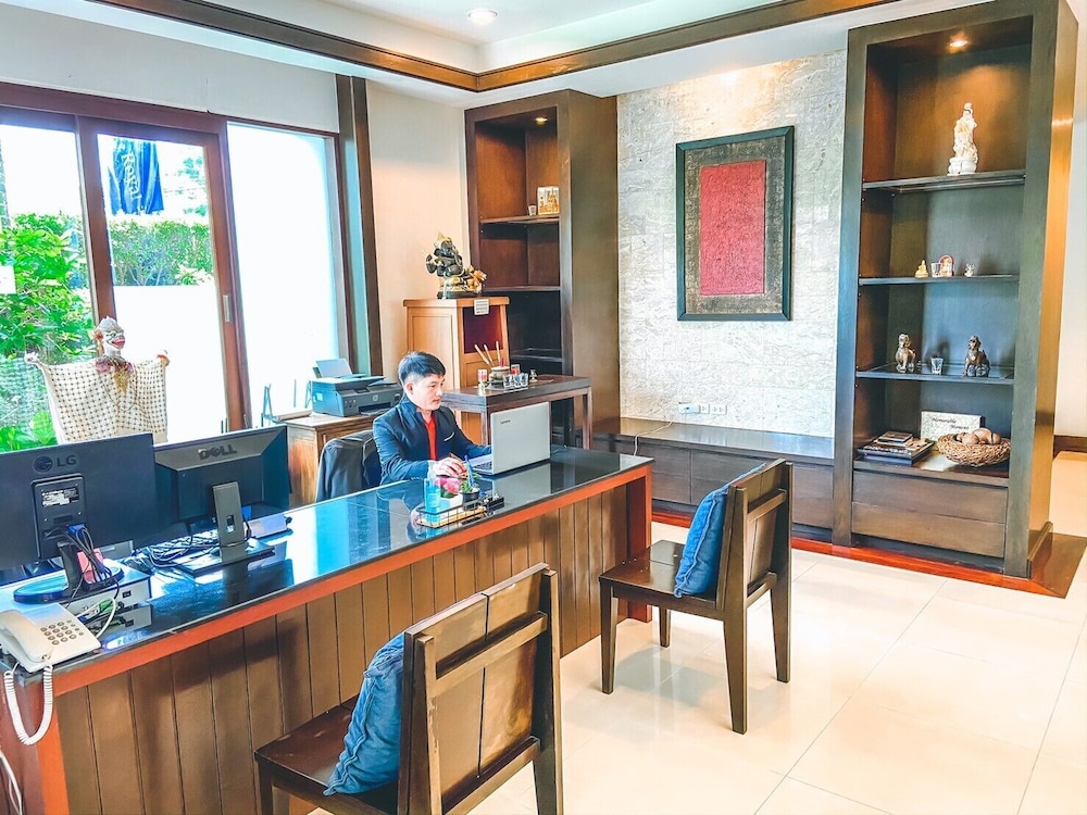 Royal Sammuk villas view 2