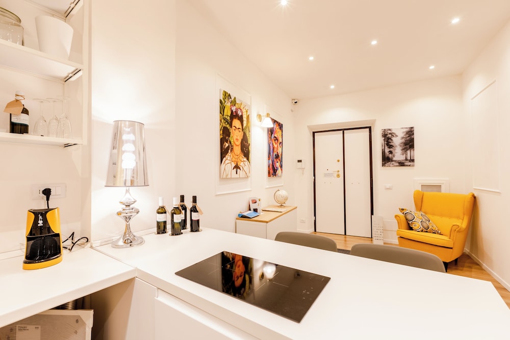 Rome Lux House guest rooms