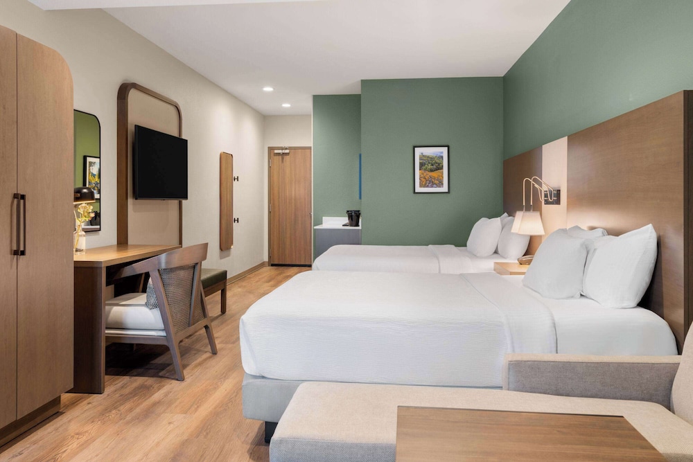 La Quinta Inn And Suites By Wyndham Lincoln