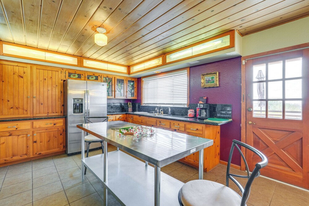 Close to Hiking & Biking: Mtn-view Phoenix Home