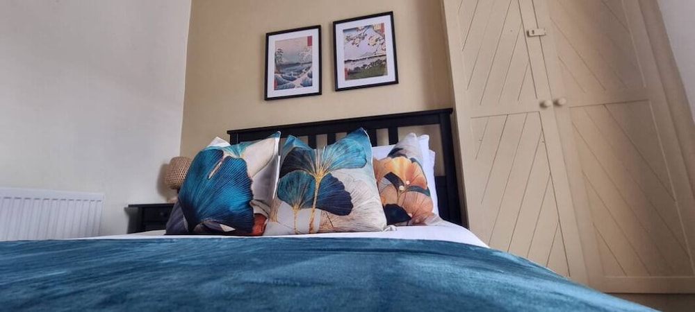 Toffees Townhouse 2 Bed view 4