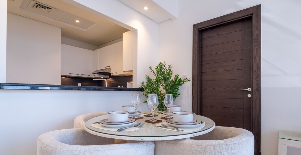 LUX The Silverene Marina View Suite 4