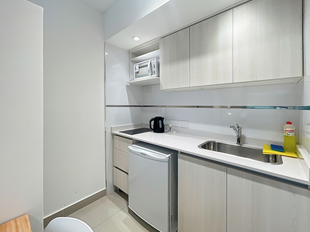 Ayres Suites Moreno