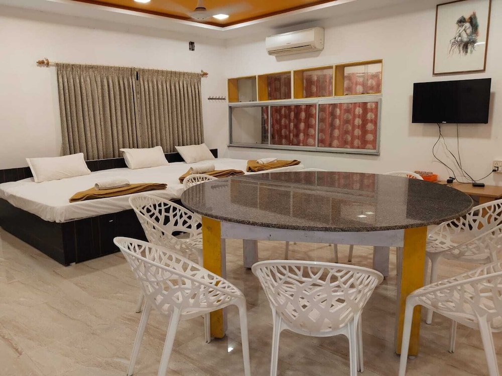 Octagon Beach Resort Pondicherry