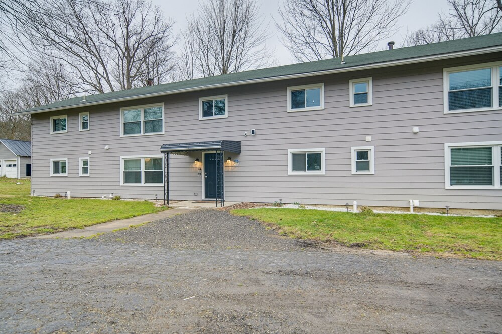Conneaut Lake Apartment < 1 Mi to Waterfront! view 3