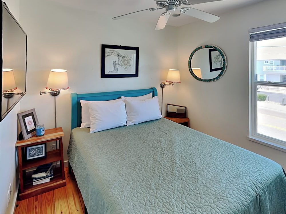 Royal Palm by Silver Sands Vacation Rentals