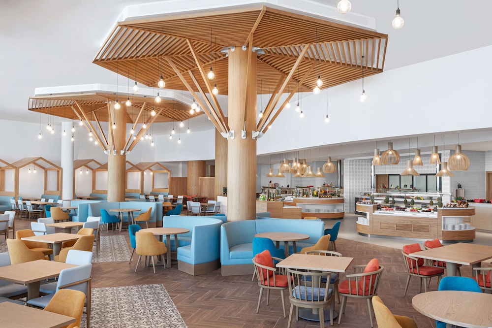 Hampton by Hilton Marjan Island