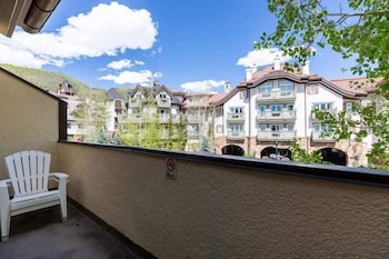 17 Vail Road Condos 5 Minute Walk to Vail Village and Gondola One by RedAwning view 5