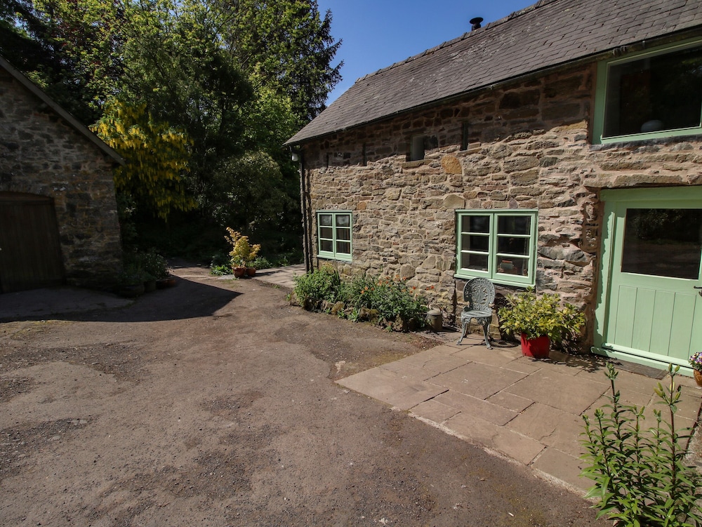 Walkmill Barn
