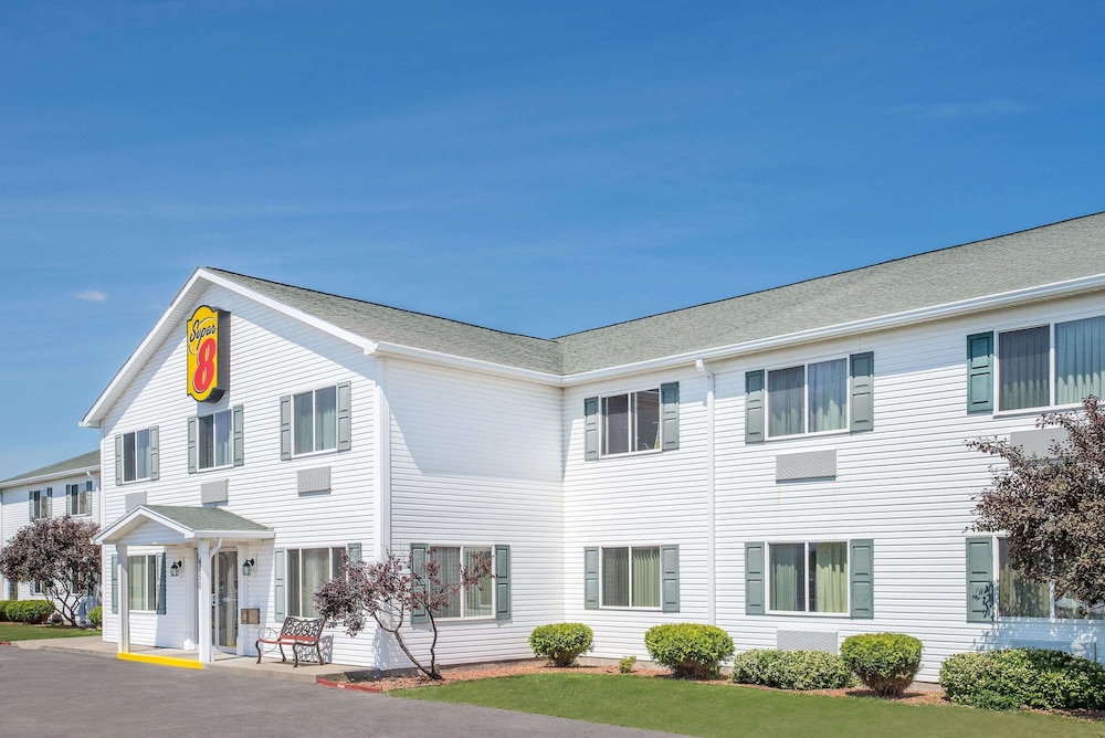 Hotel Super 8 by Wyndham Canandaigua
