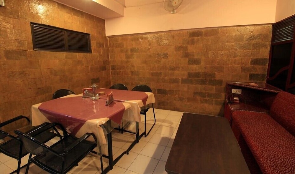 ADB Rooms Hotel India International Dx