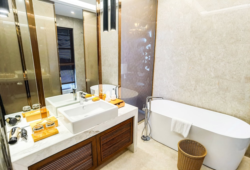 wanningnanyanwanhaiyabieshuhotel
