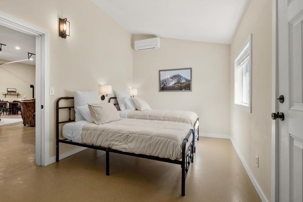 Tumalo Ranch 4 Bedroom Home