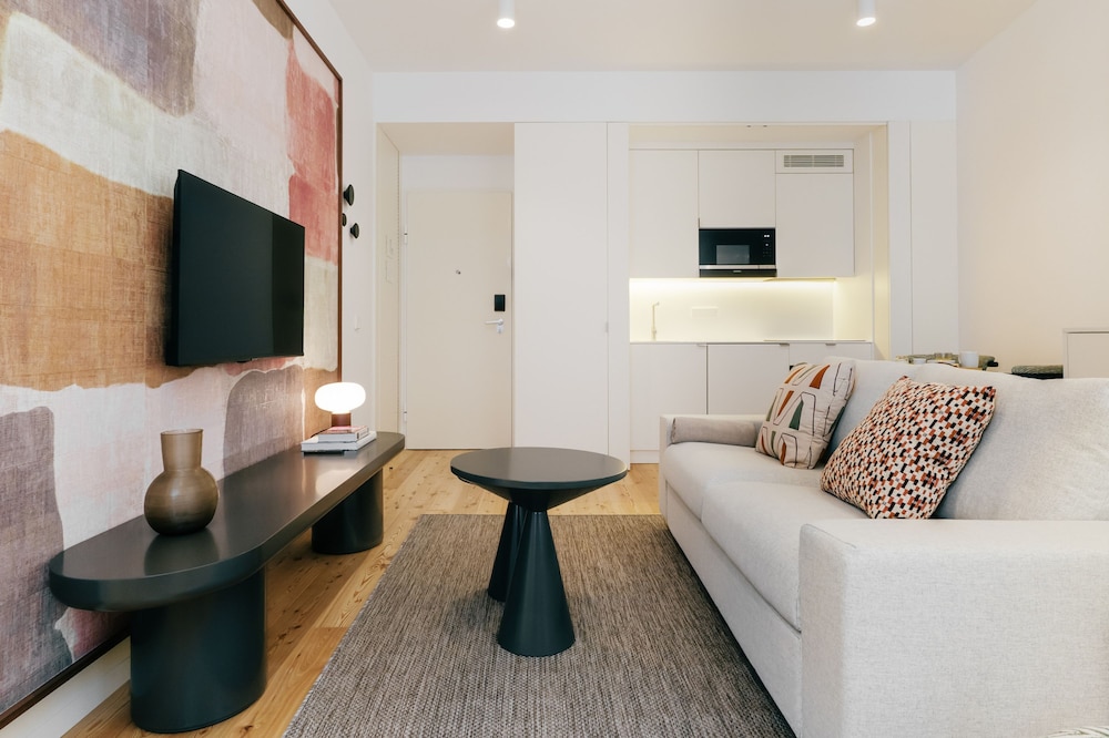 Feel Porto Cl Rigos Charm Flat 2 1