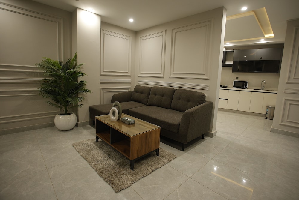 ZAR Luxury Suites Murree