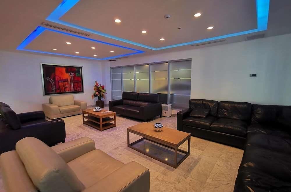 YC 2301-C l Apartamento 2BR en av balboa