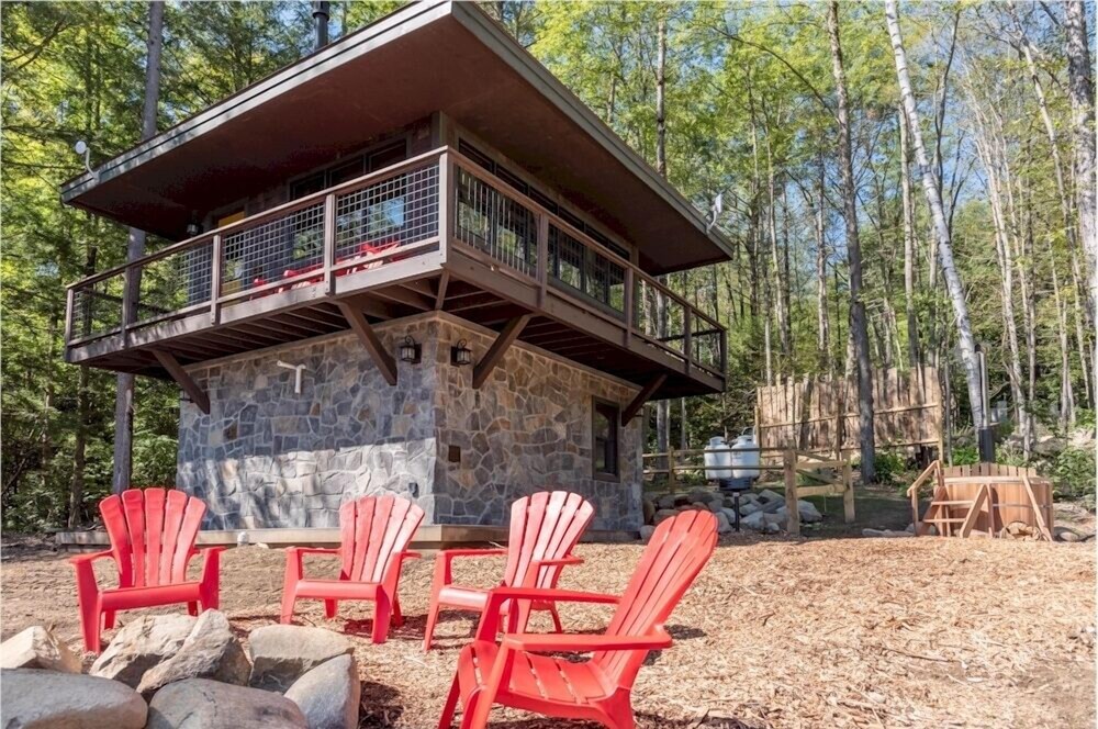 Forest Hill Lodge & Cabins