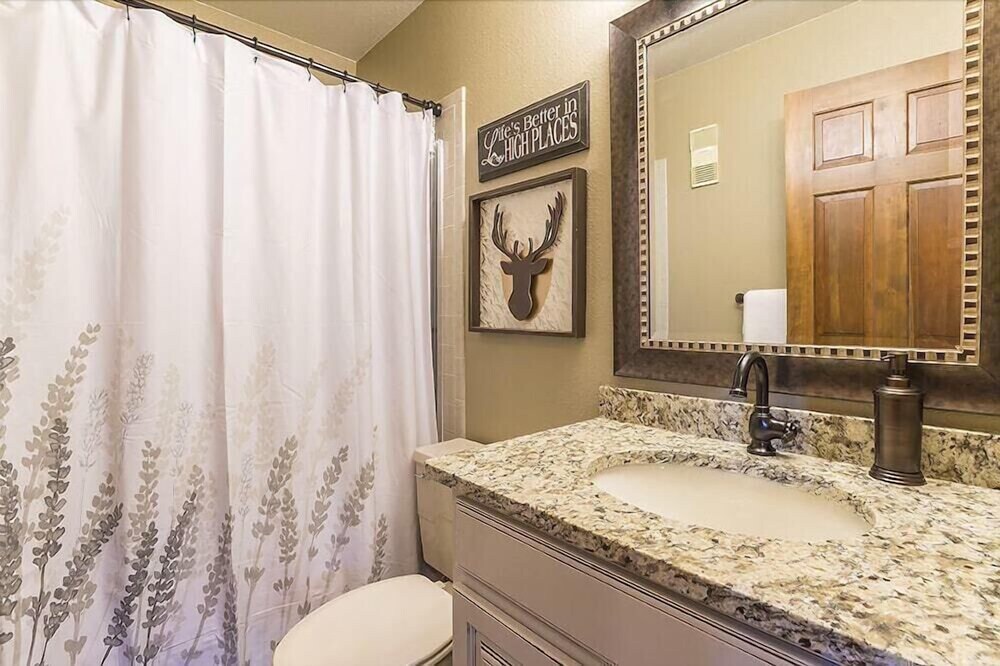 Phoenix 118A - 3 Br Condo