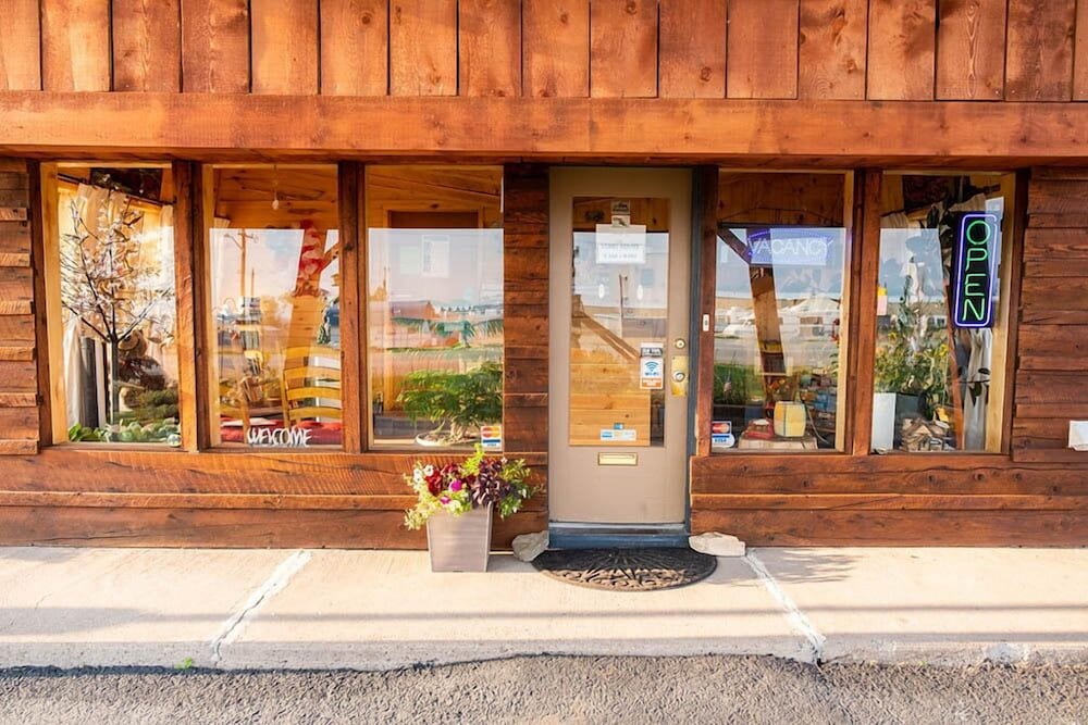 The Lodge Motel