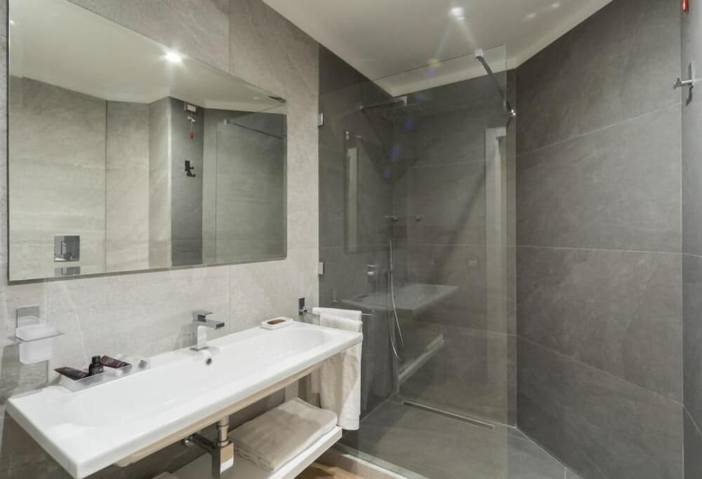 Alma Suites