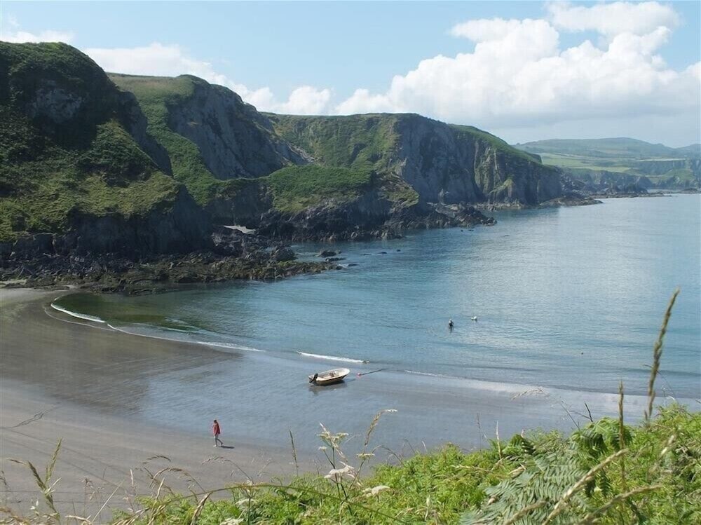 Dinas Island Cottage