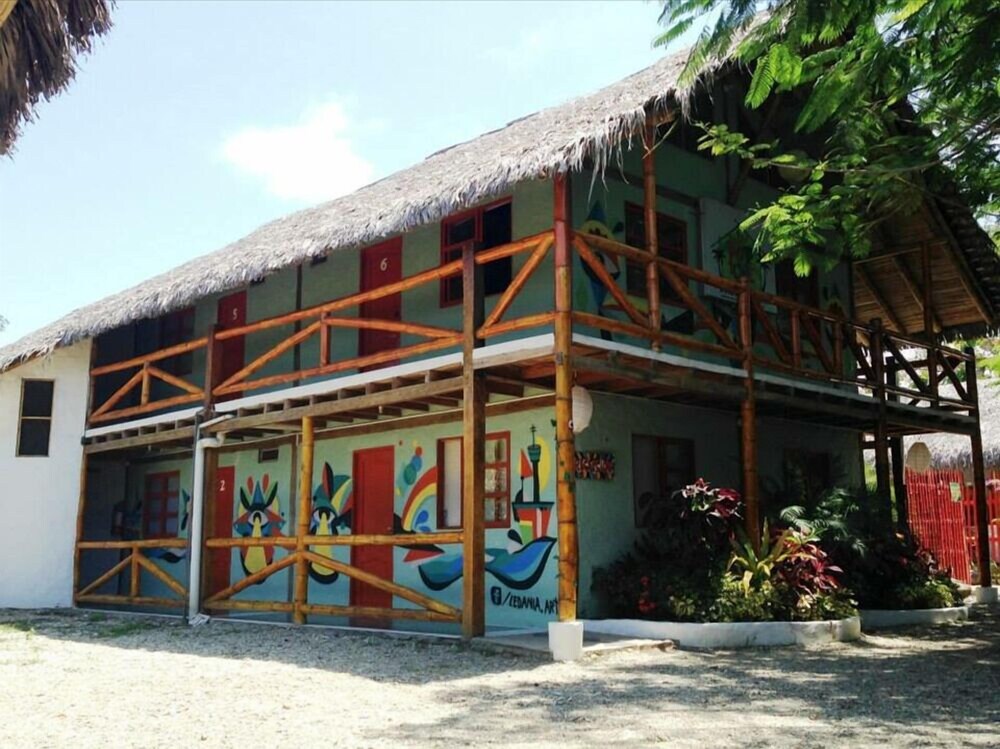 Pop House Montañita