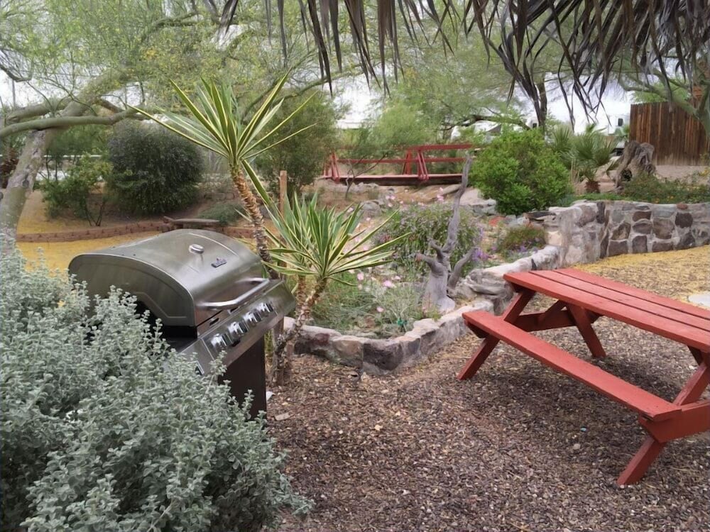 La Siesta Motel & RV Resort