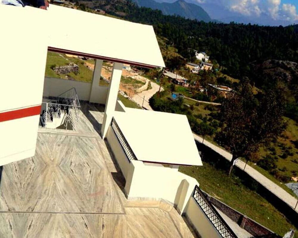 Gaurav Resort