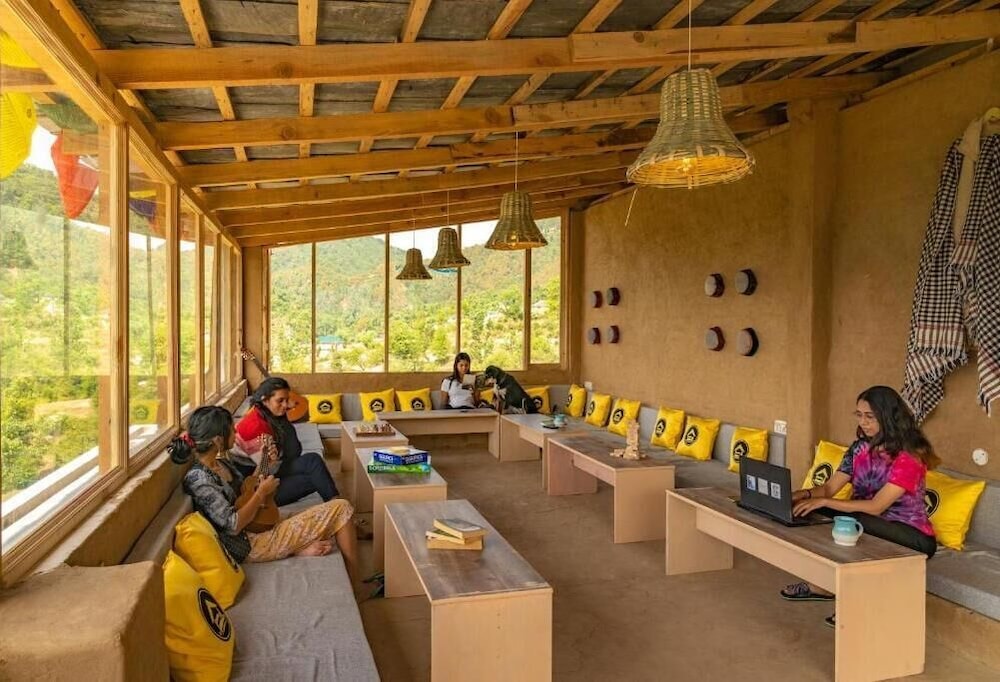 The Hosteller Kareri