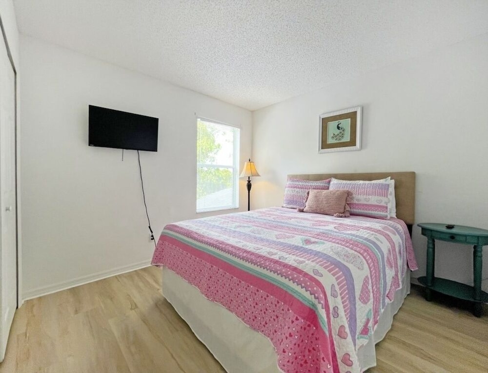 Endless Summer 6 Bedroom Home