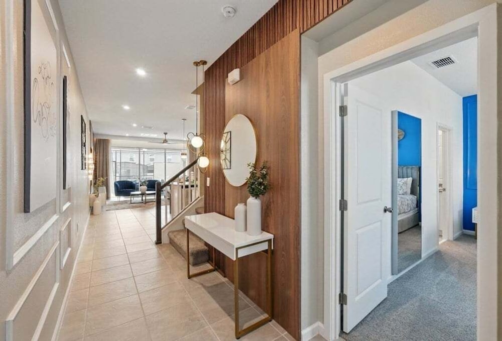 Beautiful Chic Radiance Home With Pool 5 Bedroom Townhouse
