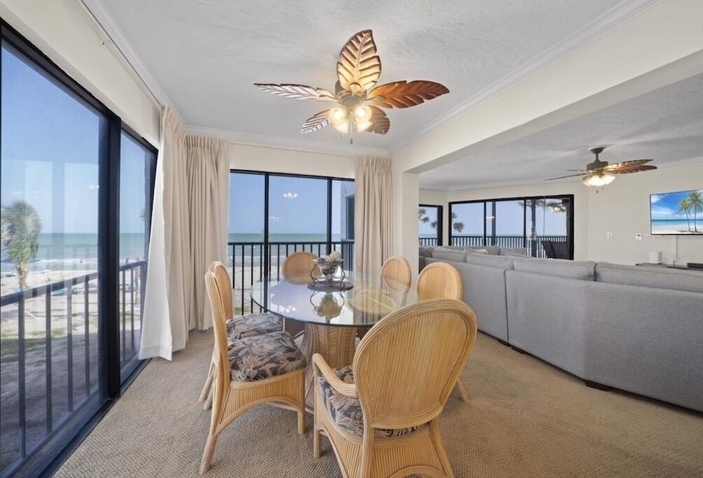 Pointe Santo A24 3 Bedroom Condo