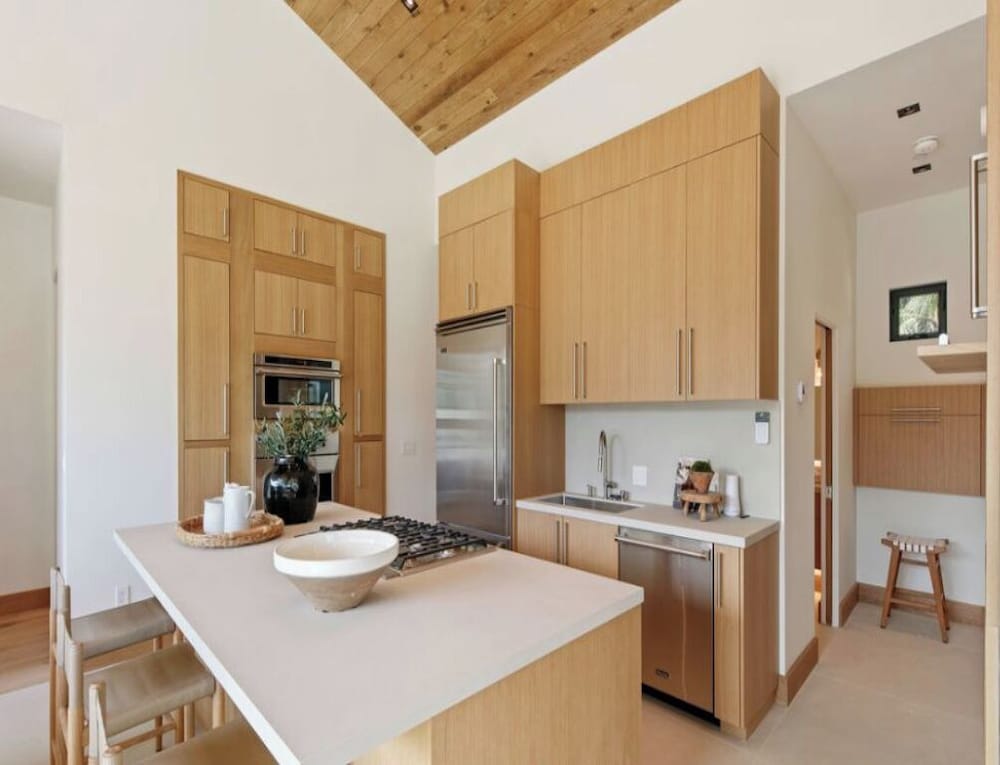 Lechusa - Secluded Creative Compound: Luxury 2-acre Estate w/ Studio & Pool