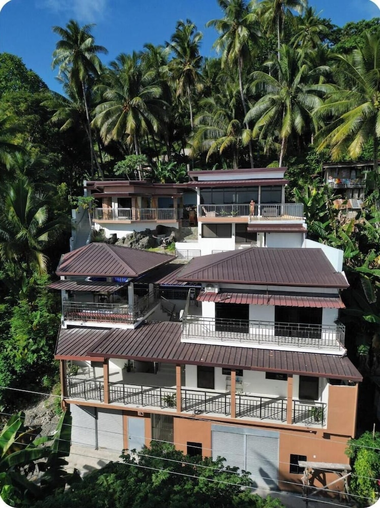 Eagle's Nest Beach Resort- Samal Island