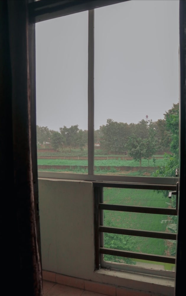 Happy Home - 10 Mins From Sangam River