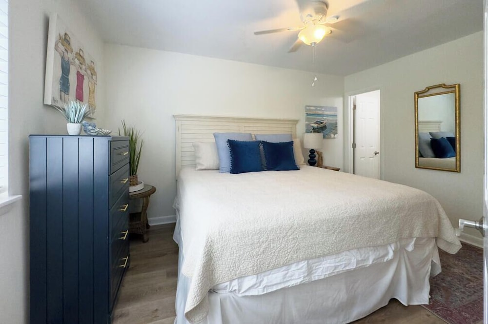 158 Beach Club Villa - Coastal Comfort With Stunning Marsh Views
