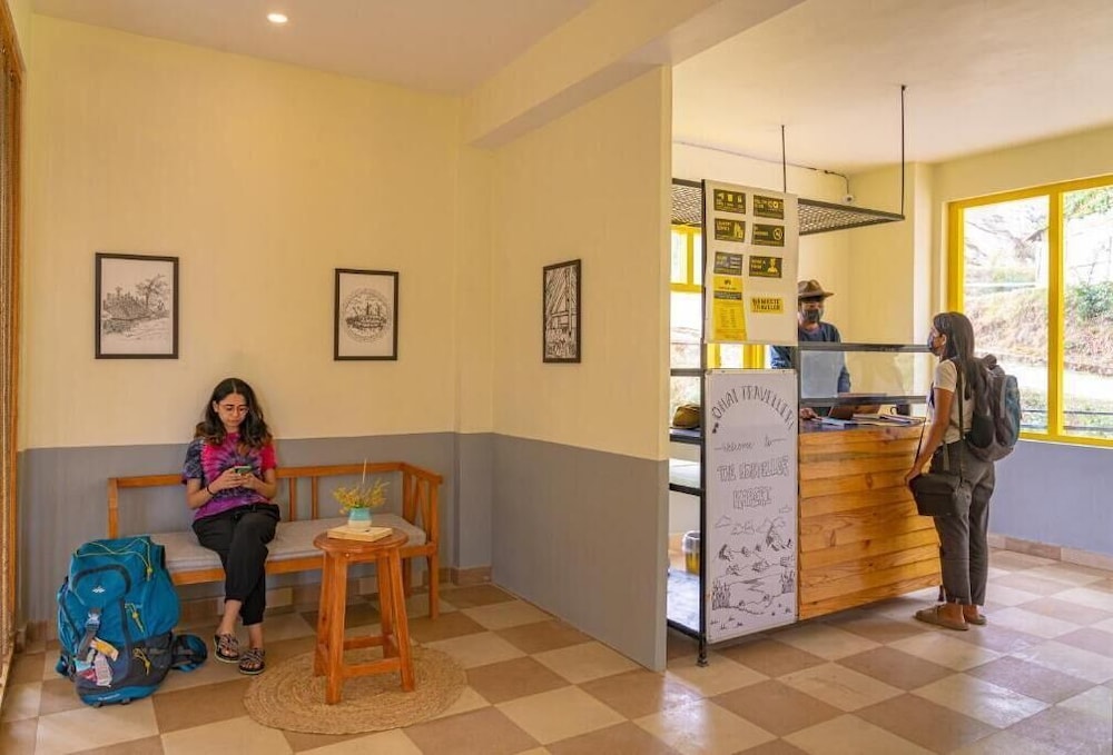 The Hosteller Kareri