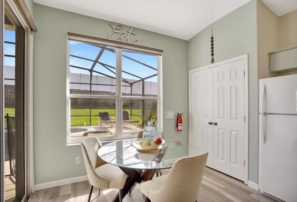 Luxury Windsor Palms Villa W/ Pool Near Disney! 4 Bedroom Villa