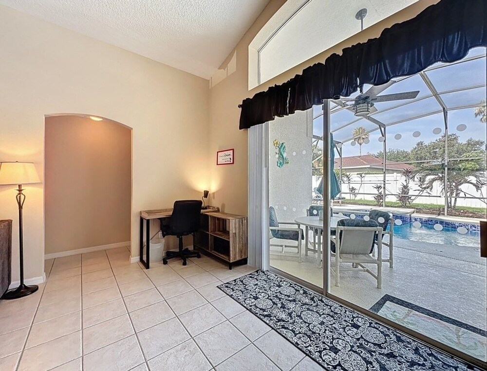 Spacious 4 Bed Villa With Pool/spa And Game Room 4 Bedroom Villa