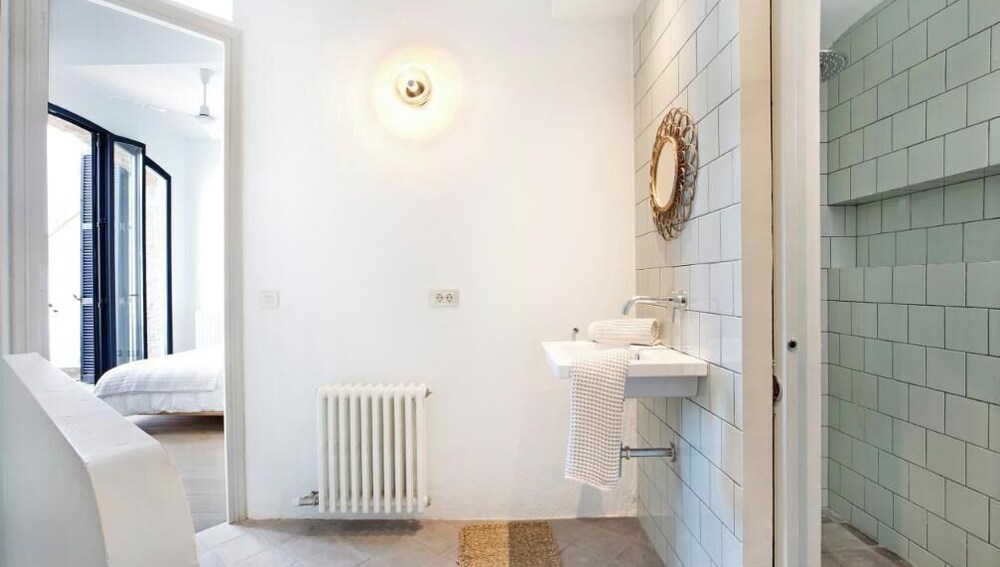 Mirador in Llafranc With 4 Bedrooms and 4 Bathrooms