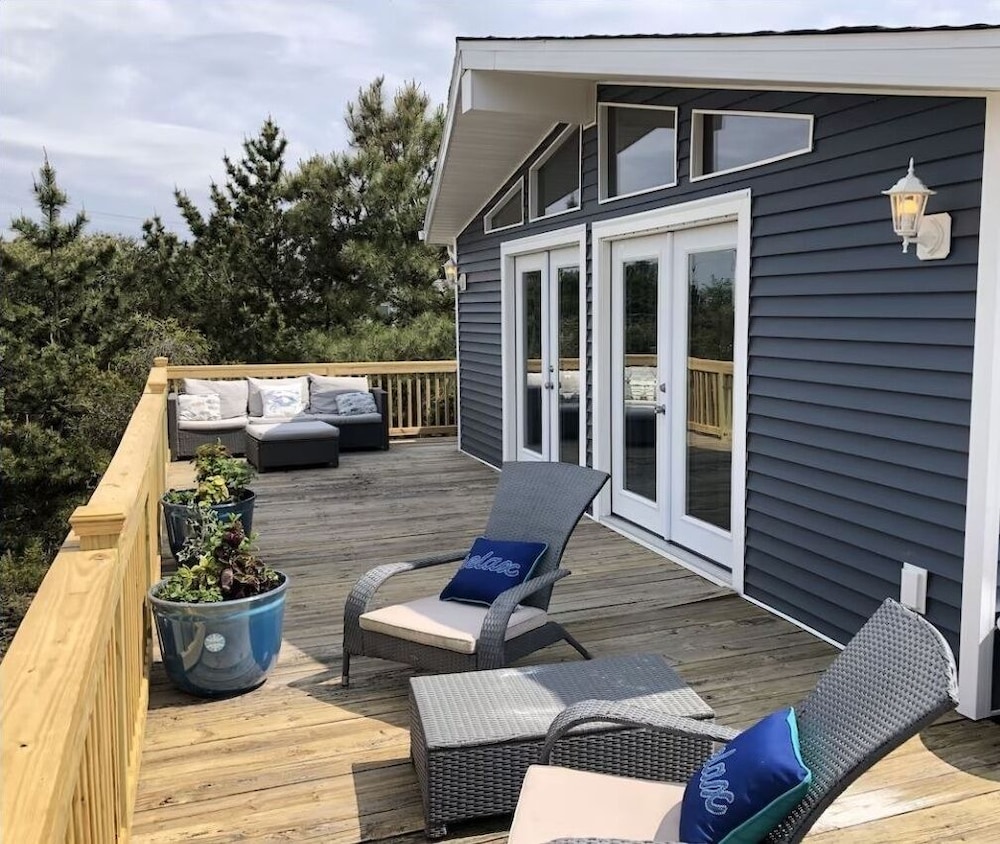 Beach Plum Manor 4 Bedroom Home