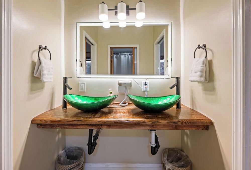 Bamboo Loft 6BR