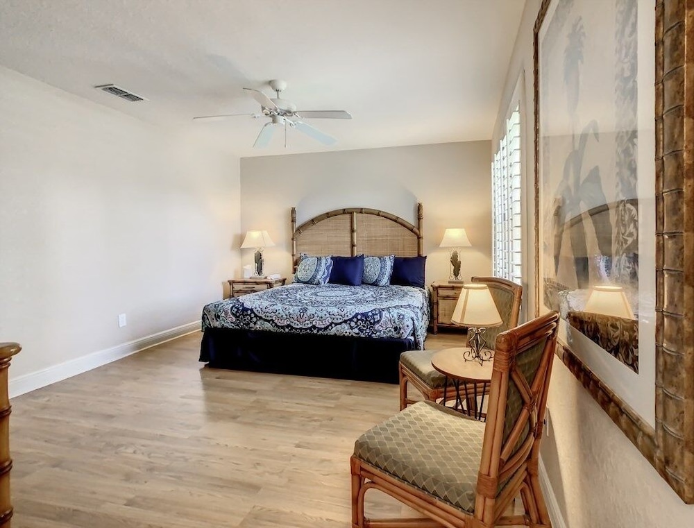 Annas Stunning Townhome In Regal Palms Resort Near Disney 3 Bedroom Townhouse