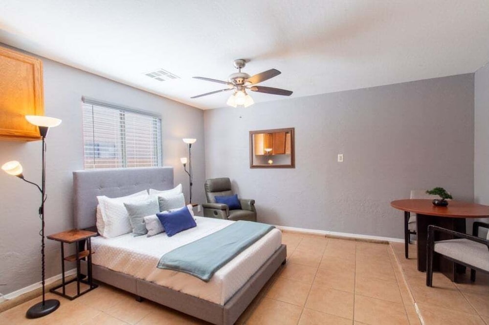 Casa Desert Willow - Stayshores 5 Bedroom Home